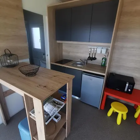 Luxury & Relaxation Retreat - Mobile Homes Pirovac With Hot Tub Exterior photo