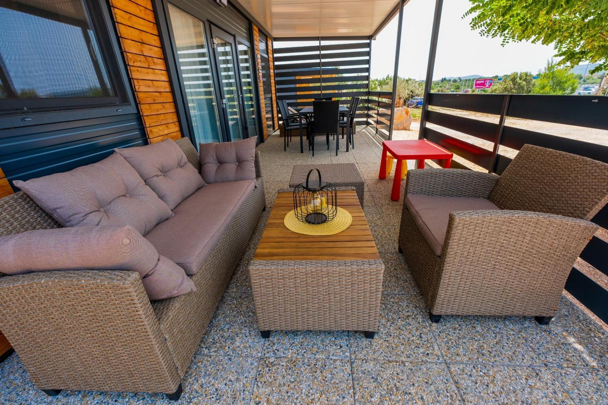 Luxury & Relaxation Retreat - Mobile Homes With Hot Tub Holiday home *